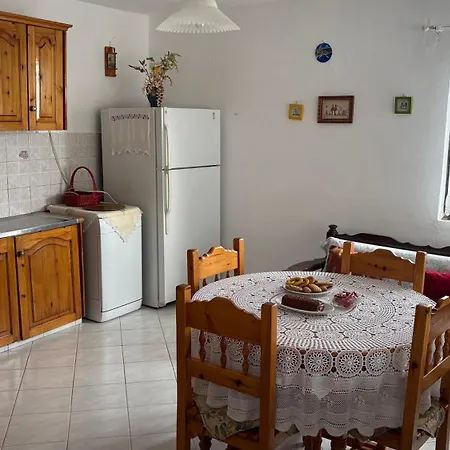 Grandmother's House Nyaraló Ágios Pétros